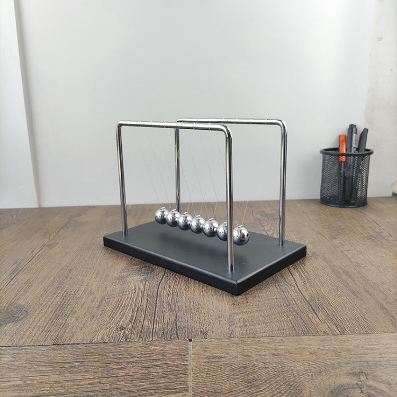 7 Balls Mechanic Curve Newton  - Newton Cradle Large recensione e prezzo
