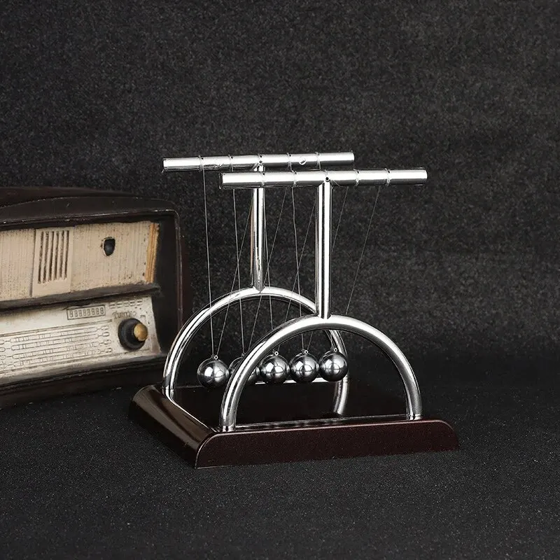 Newton's Cradle Balance Steel  - Newton Cradle Large recensione e prezzo