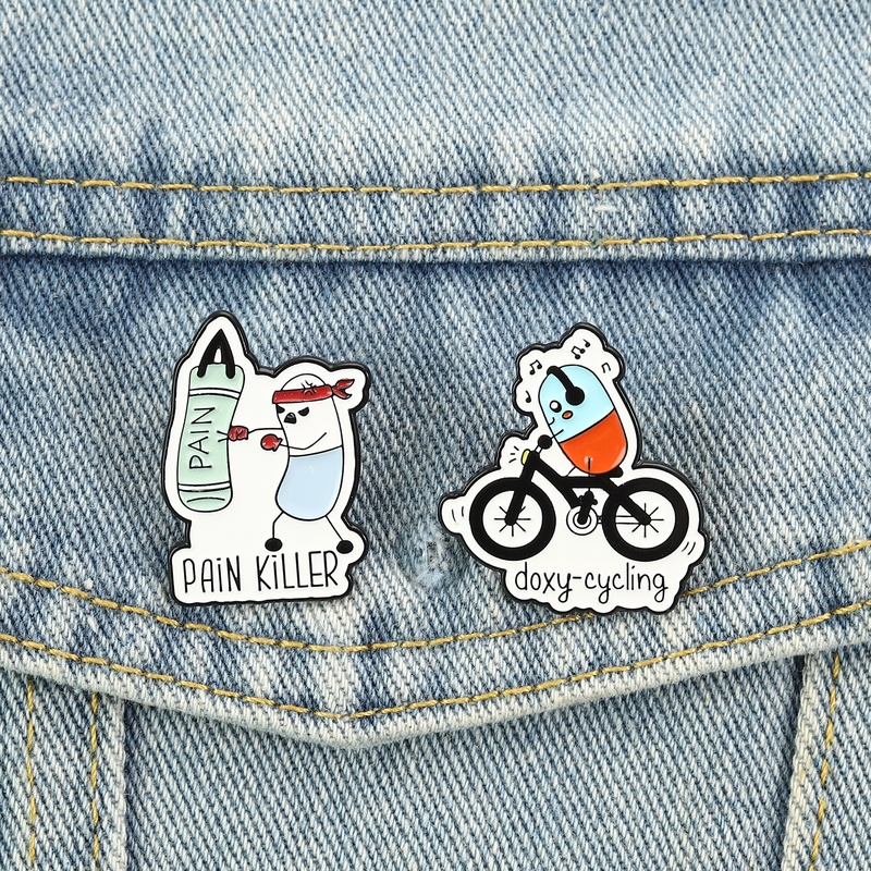 Doxy-cycling Enamel Pins Carto - Science Buddies recensione e prezzo