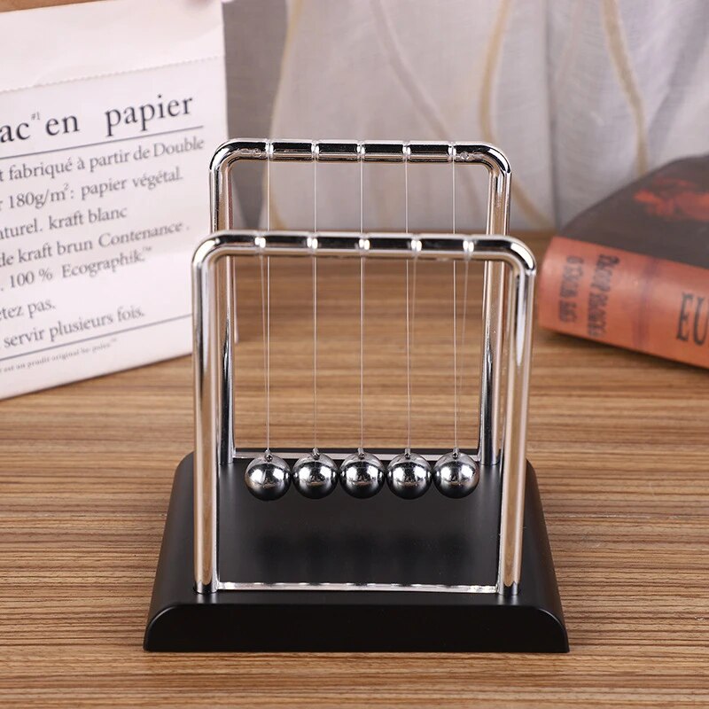 Newton's Cradle Balance Steel  - Newton Cradle Large recensione e prezzo