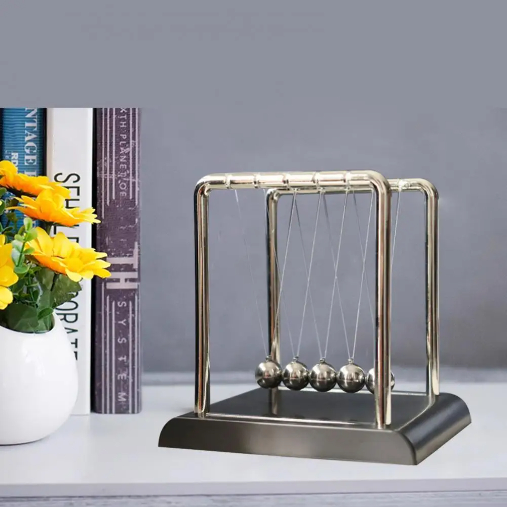 Home Decor Newton's Cradle Met - Newton Cradle Large recensione e prezzo