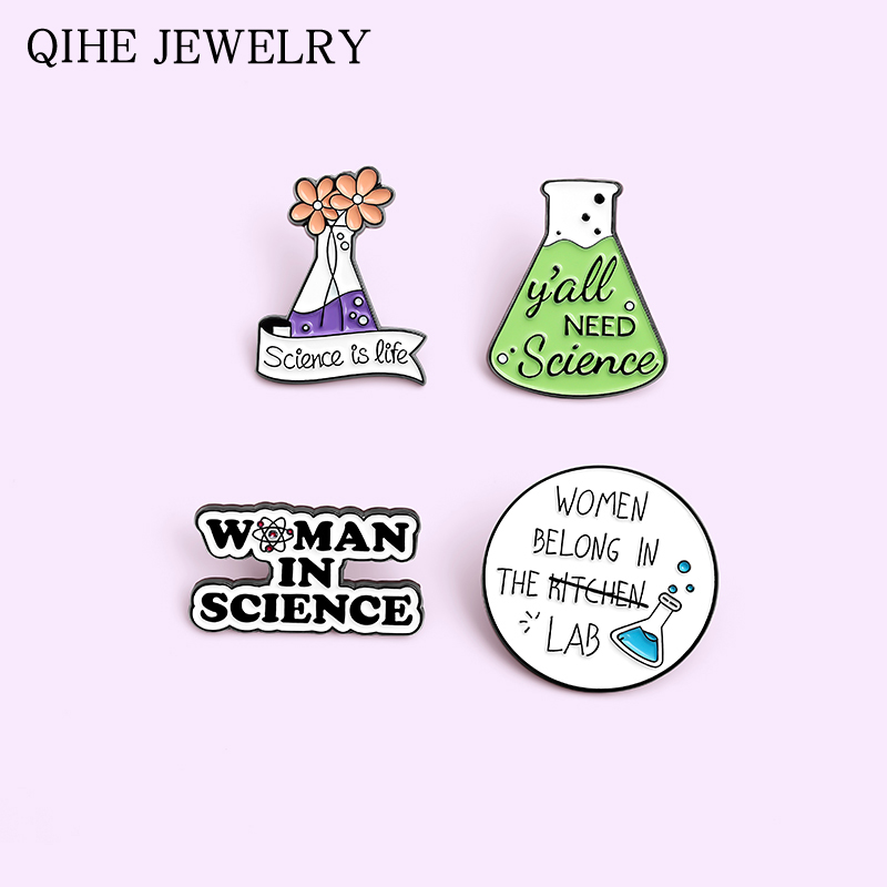 Chemistry Pharmacist Enamel Pi - Science Buddies recensione e prezzo