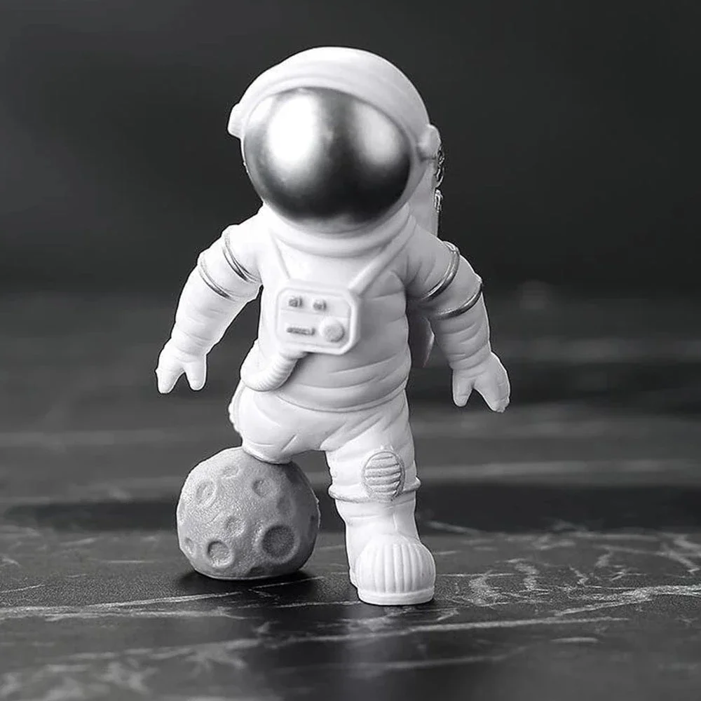 4 pcs Astronaut Figure Statue  - Newton Cradle Large recensione e prezzo