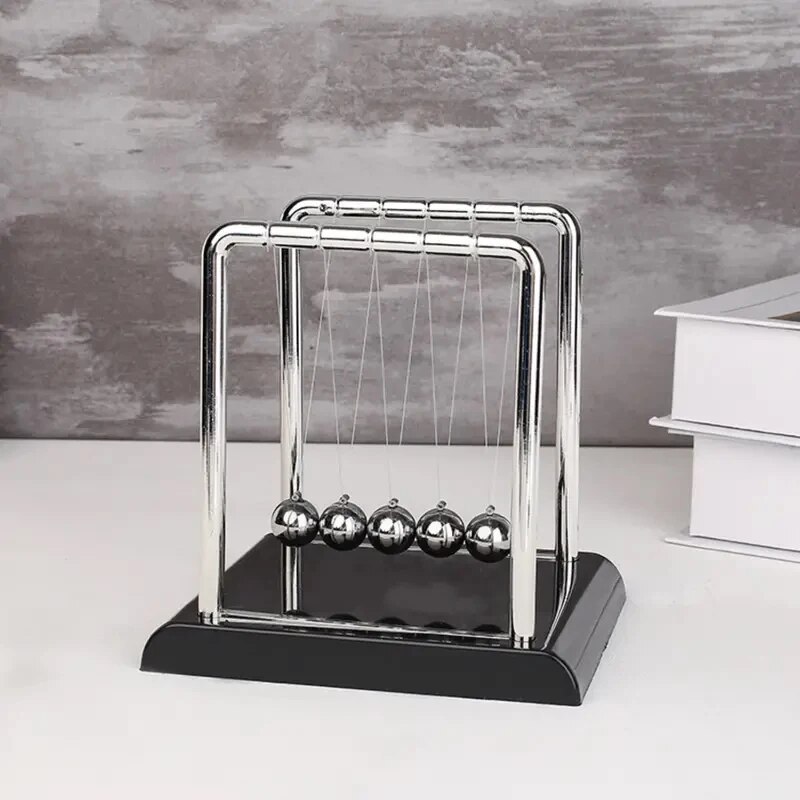 Newton's Cradle Balance Steel  - Newton Cradle Large recensione e prezzo