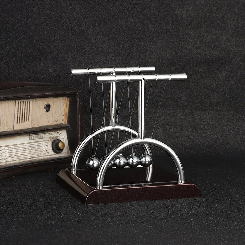 Newton's Cradle Balance Steel  - Newton Cradle Large recensione e prezzo