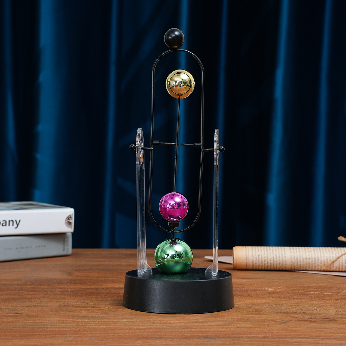 Newton Pendulum Perpetual Moti - Newton Cradle Large recensione e prezzo