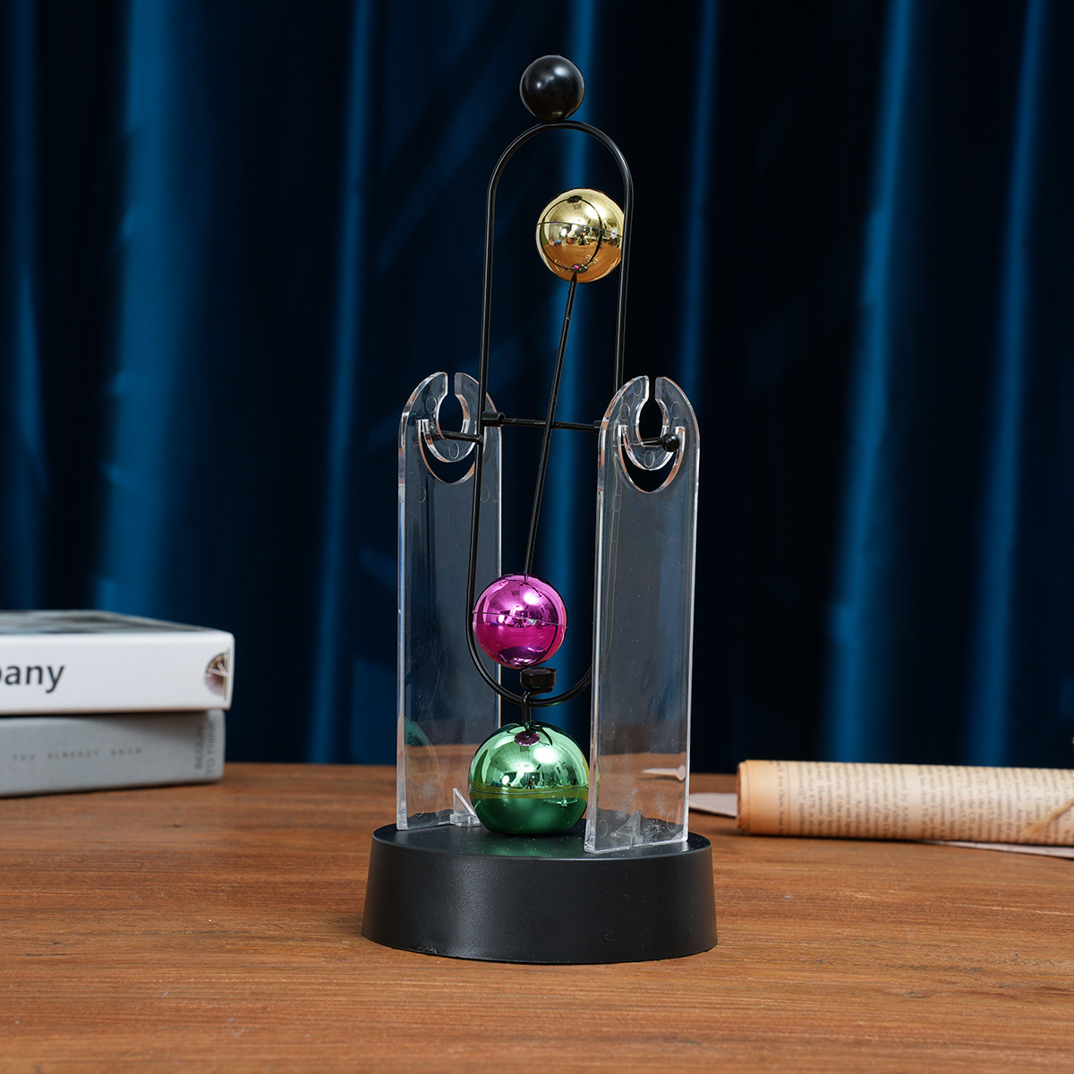 Newton Pendulum Perpetual Moti - Newton Cradle Large recensione e prezzo